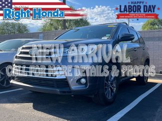 Used 2018 Toyota Highlander XLE FWD video 1