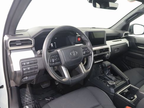 Used 2024 Toyota Tacoma TRD Off-Road image 24