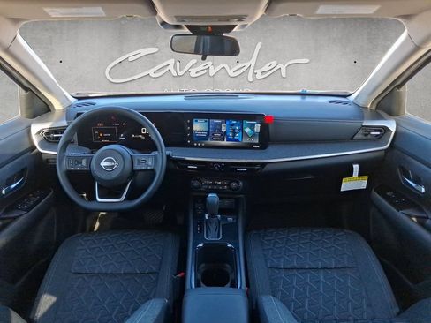 New 2026 Nissan Kicks SV w/ Cold Weather Package FWD image 21