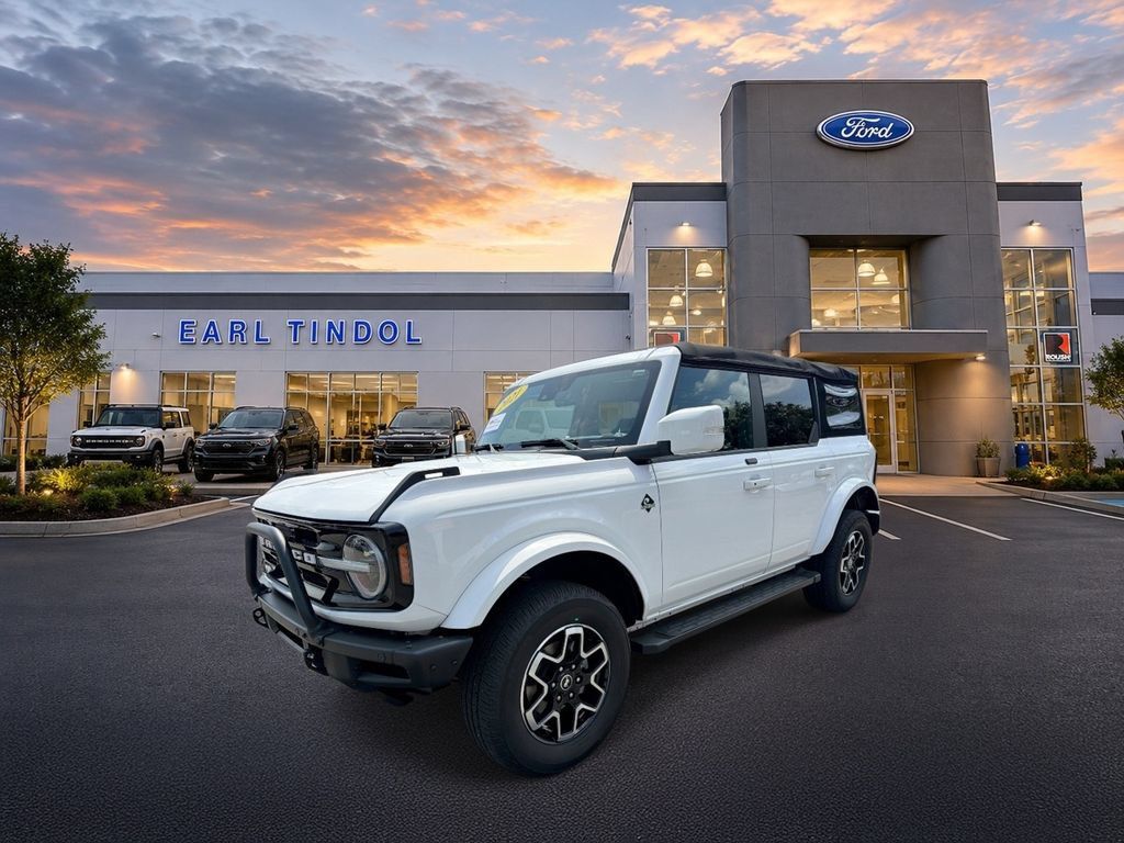 Used 2021 Ford Bronco Outer Banks AWD/4WD image 5