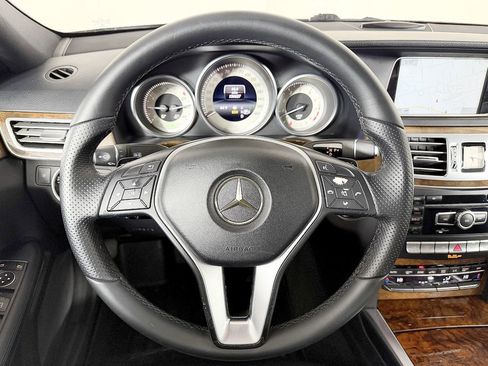 Used 2014 Mercedes-Benz E 350 Sedan image 52