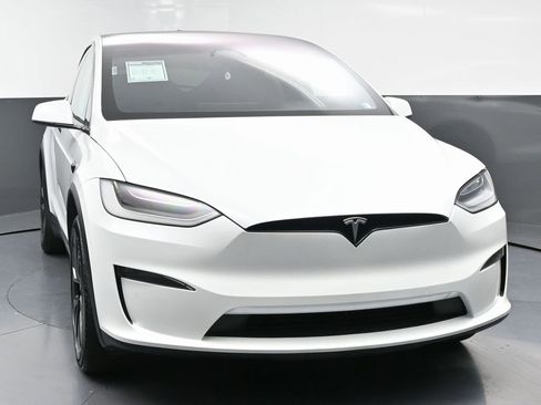 Used 2023 Tesla Model X image 5
