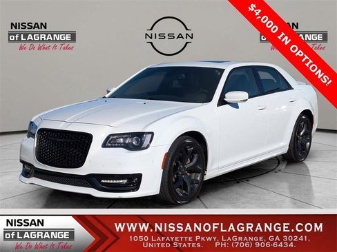 Used 2022 Chrysler 300 S image 1