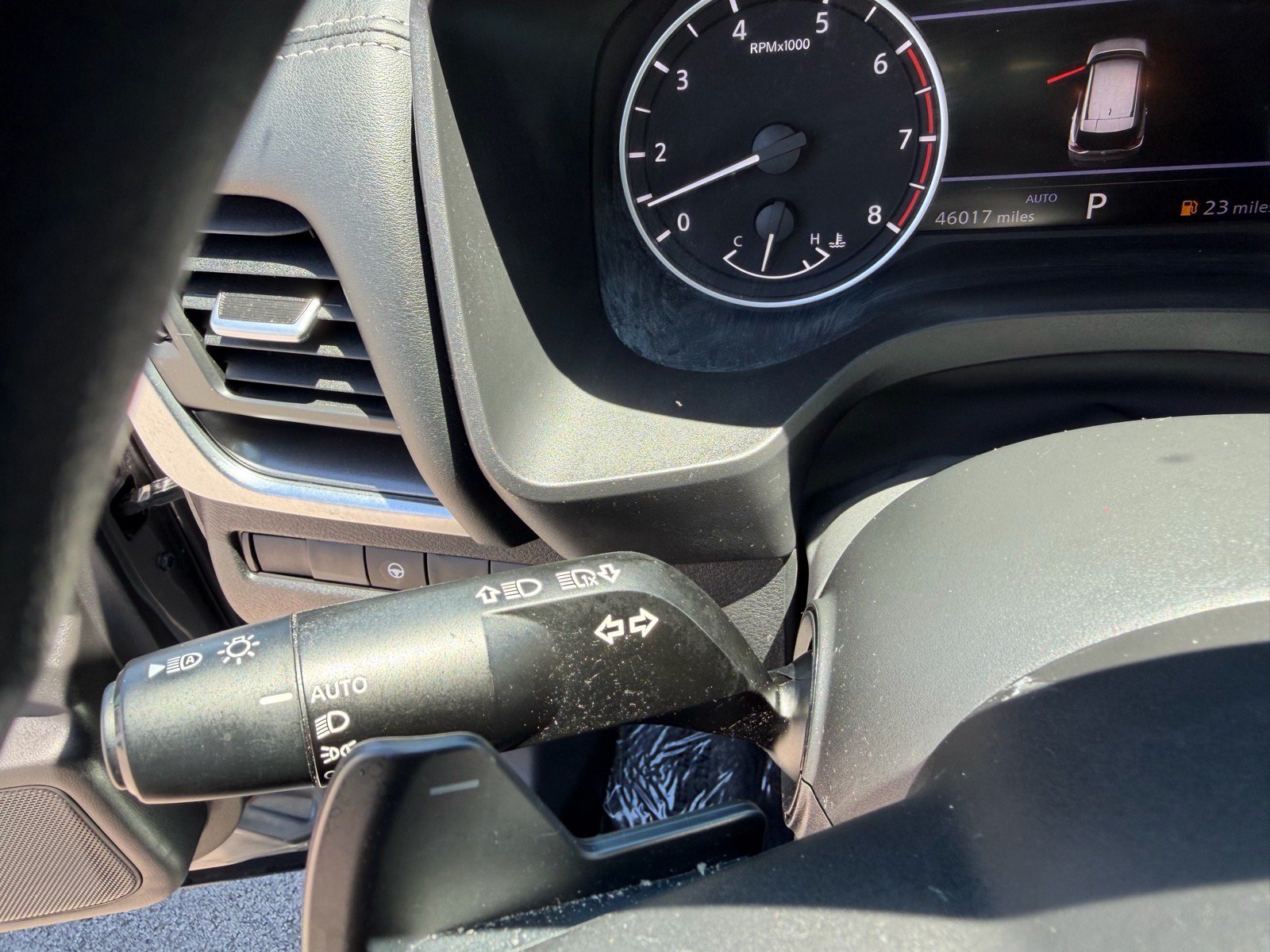 Used 2023 Nissan Rogue SV AWD/4WD image 30
