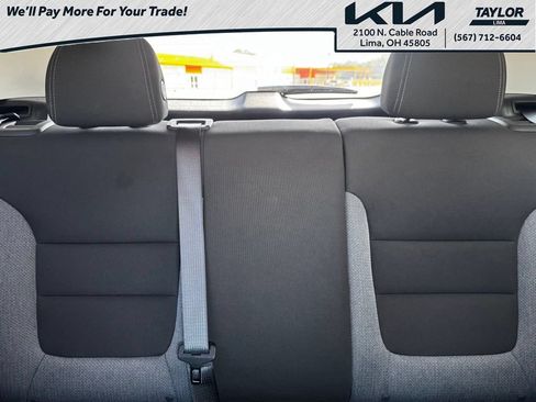 Used 2022 Chevrolet TrailBlazer LT w/ LPO, Blackout Package FWD image 13