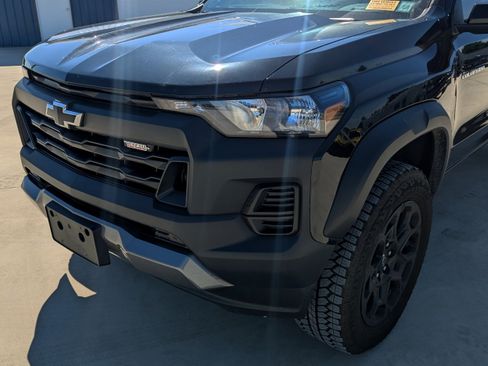 Used 2026 Chevrolet Colorado Trail Boss AWD/4WD image 6