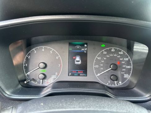 Used 2024 Toyota Corolla Cross AWD Hybrid image 28