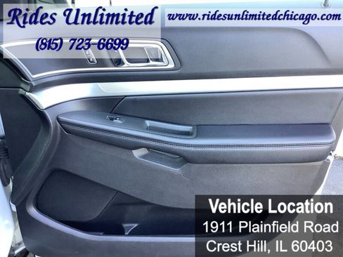 Used 2017 Ford Explorer XLT FWD image 32