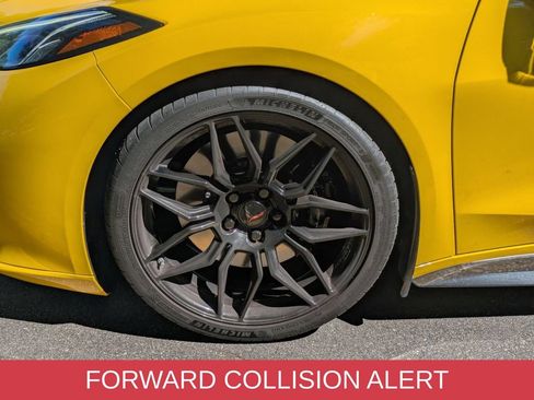 Used 2025 Chevrolet Corvette Z06 w/ Stealth Interior Trim Package RWD image 7