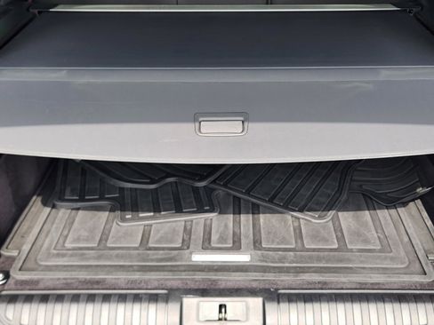 Certified 2022 Land Rover Range Rover Sport SVR AWD/4WD image 27