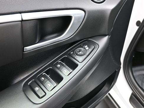 Used 2022 Hyundai Sonata Blue FWD image 19