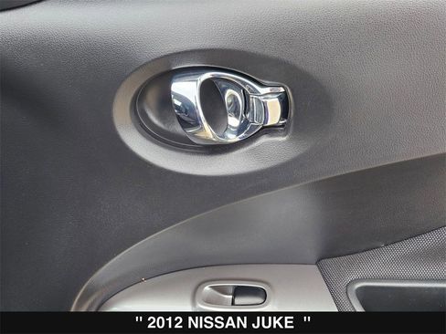 Used 2012 Nissan Juke SV image 31