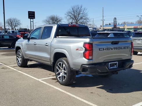Used 2023 Chevrolet Colorado Z71 w/ Z71 Convenience Package 2 image 5