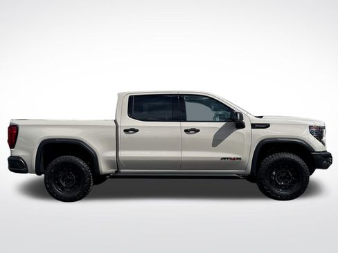 New 2026 GMC Sierra 1500 AT4X w/ AT4X AEV Edition AWD/4WD image 8