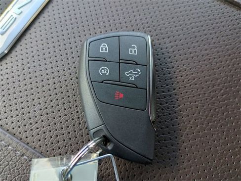 Certified 2024 GMC Sierra 2500 Denali w/ Denali Reserve Package image 37