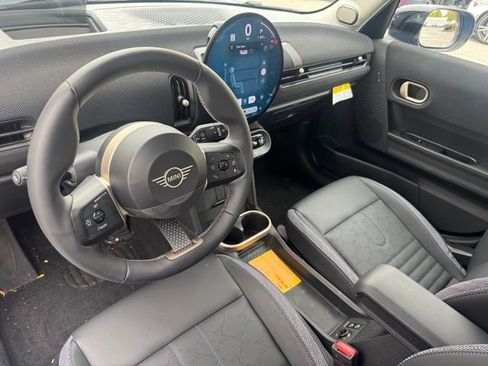 Certified 2025 MINI Cooper S image 8