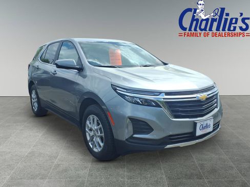Used 2023 Chevrolet Equinox LT AWD/4WD image 3