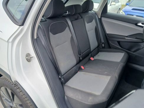 Used 2024 Volkswagen Taos S FWD image 16
