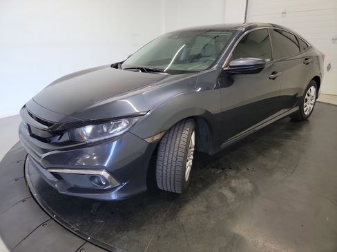 Used 2019 Honda Civic LX image 3