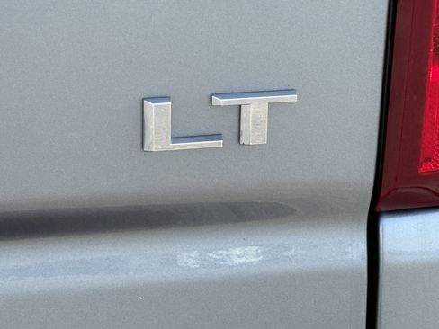 Used 2023 Chevrolet Silverado 1500 LT image 10