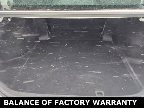 Used 2025 Toyota Camry SE image 9