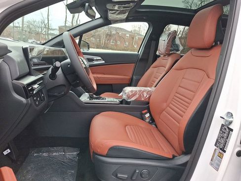 New 2026 Kia Sportage SX AWD/4WD image 9