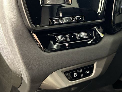 Used 2023 Lexus RX 350h image 31