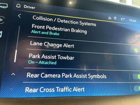 Used 2023 Chevrolet Suburban Premier image 14