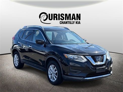 Used 2017 Nissan Rogue SV w/ SV Premium Package image 1