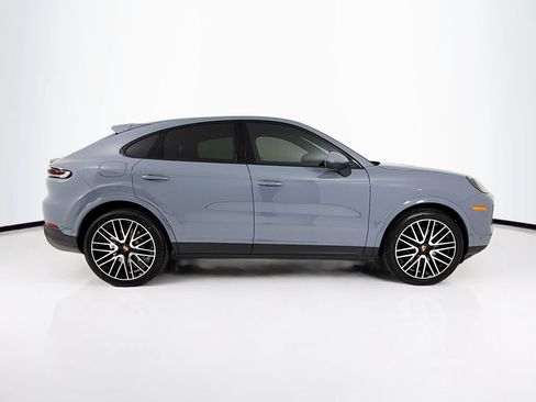 New 2026 Porsche Cayenne Coupe AWD/4WD image 8