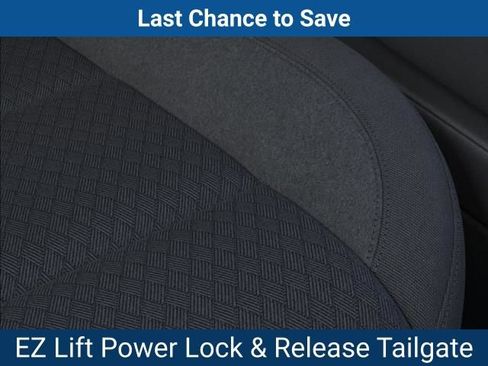 New 2025 Chevrolet Silverado 1500 LT w/ Z71 Off-Road Package AWD/4WD image 24