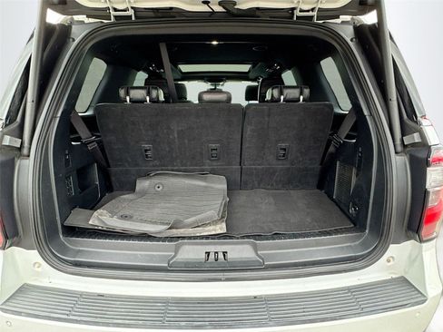 Used 2020 Ford Expedition Limited w/ Equipment Group 303A image 27
