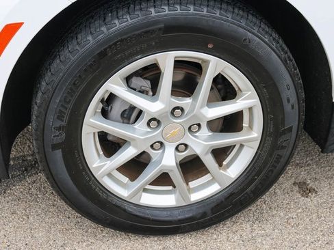 Used 2023 Chevrolet Equinox LT image 7