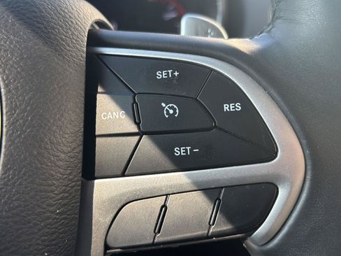 Used 2017 Dodge Durango SXT w/ Quick Order Package 23B AWD/4WD image 8