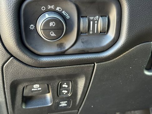 New 2026 RAM 1500 Laramie w/ Night Edition AWD/4WD image 23