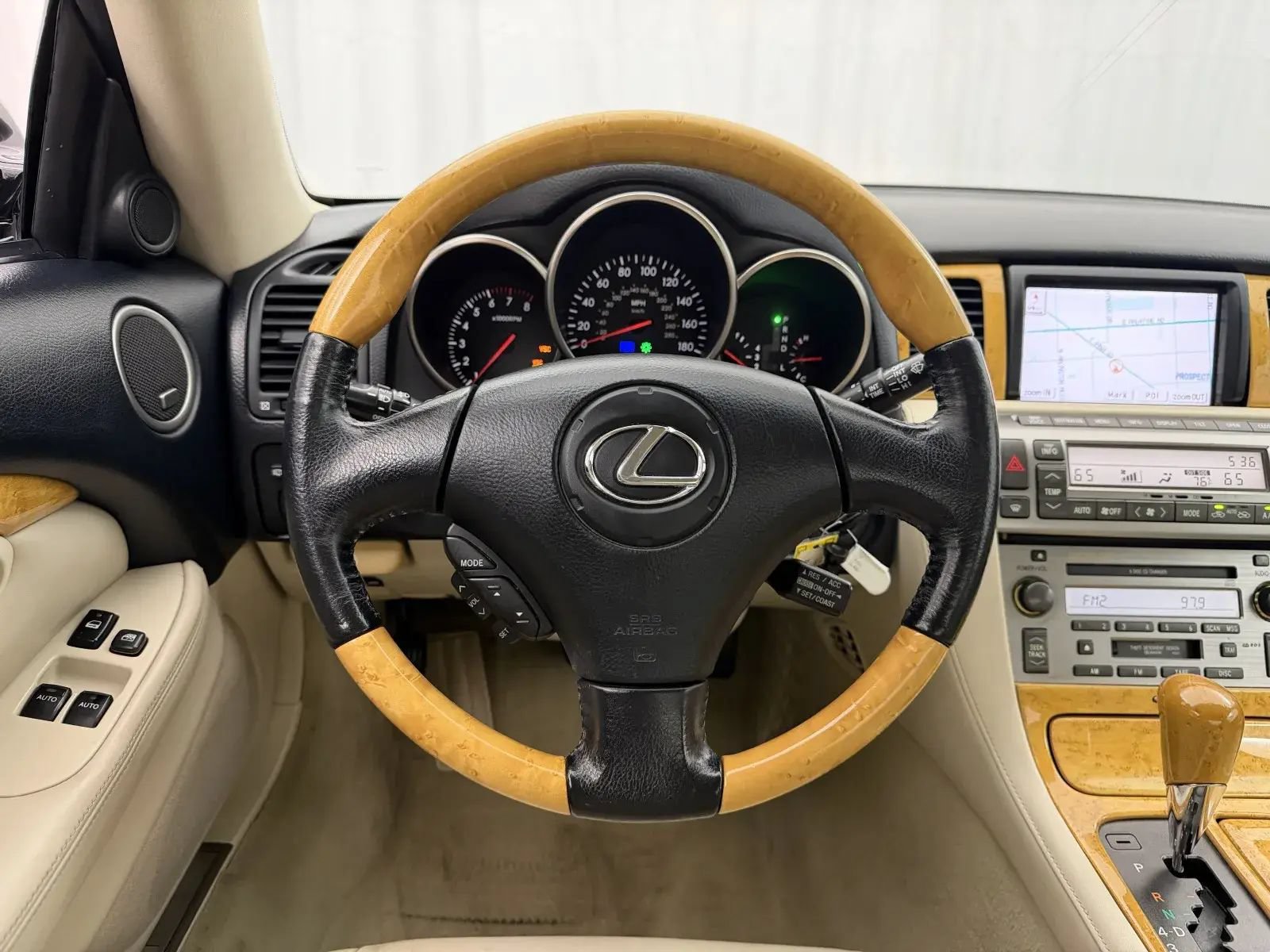 Used 2002 Lexus SC 430 Convertible RWD image 15
