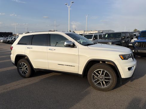 Used 2021 Jeep Grand Cherokee Limited w/ Luxury Group II image 13