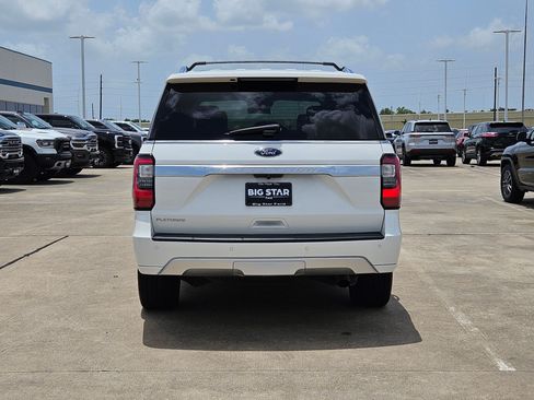 Used 2020 Ford Expedition Platinum RWD image 5