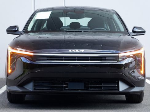 Used 2025 Kia K4 FWD image 6