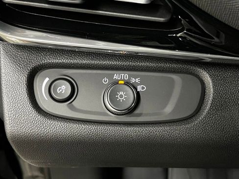 New 2026 Buick Envista Sport Touring FWD image 13