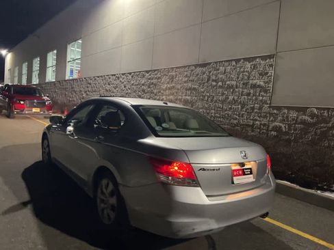 Used 2009 Honda Accord EX-L image 8