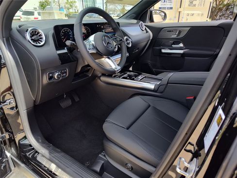 New 2026 Mercedes-Benz GLA 250 image 2