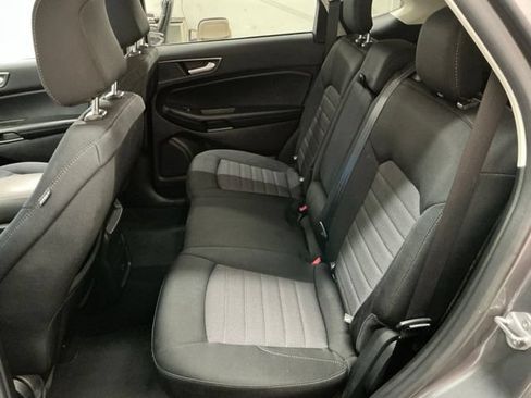 Used 2021 Ford Edge SE FWD image 10