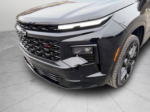 New 2026 Chevrolet Traverse RS w/ LPO, Floor Liner Package image 11