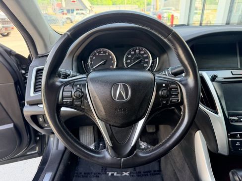 Used 2015 Acura TLX FWD image 17