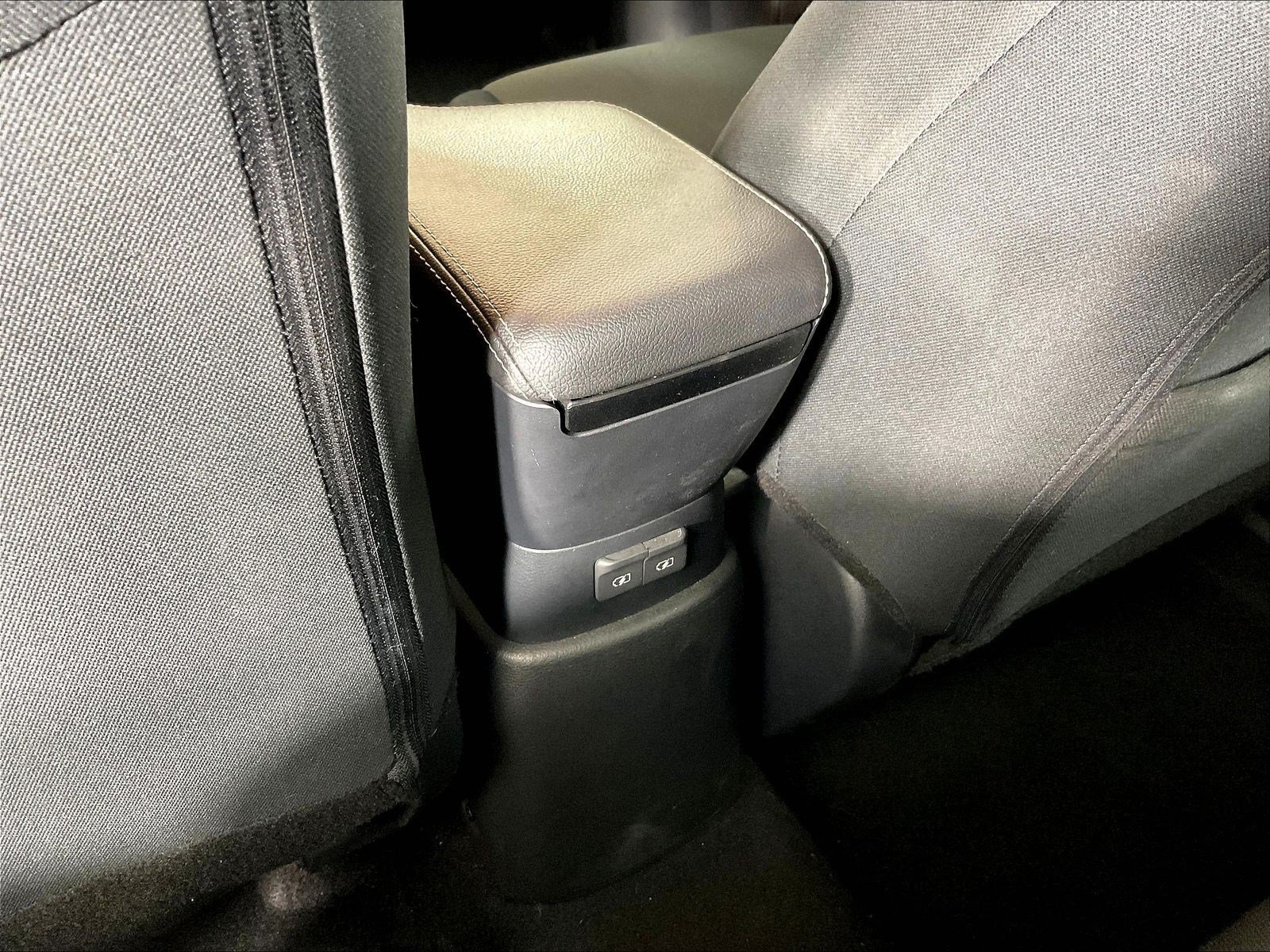 Used 2024 Nissan Kicks S FWD image 10