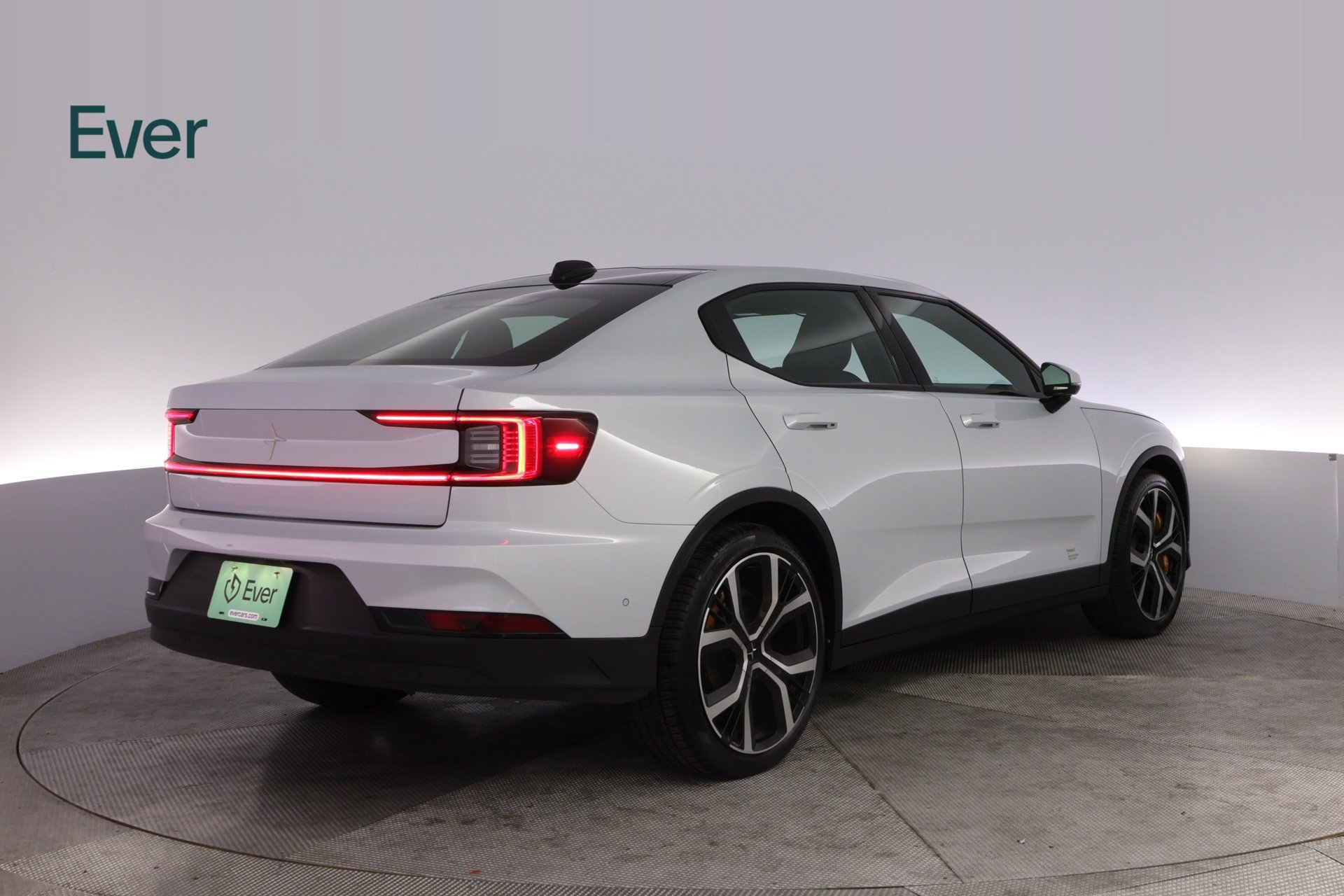 Used 2022 Polestar Polestar 2 w/ Performance Package AWD/4WD image 3