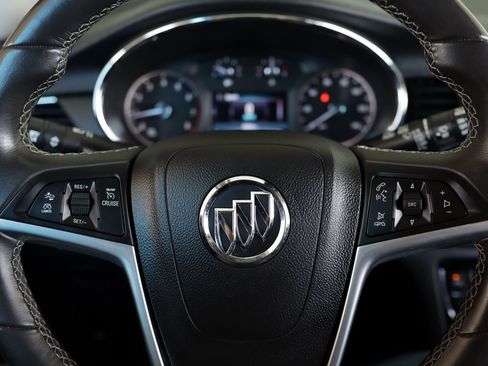 Used 2022 Buick Encore Preferred w/ Safety Package II image 10