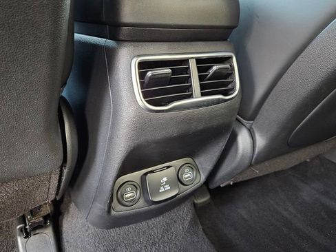 Certified 2023 Hyundai Santa Fe Calligraphy image 16