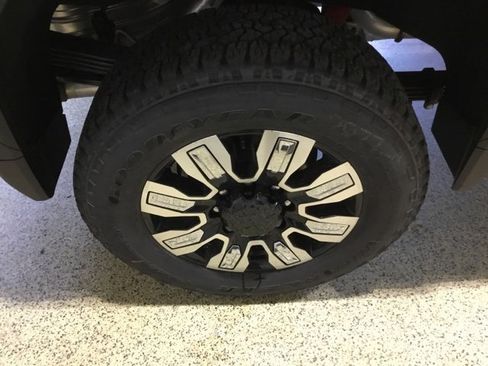 New 2025 GMC Sierra 2500 Denali w/ Denali Reserve Package image 30